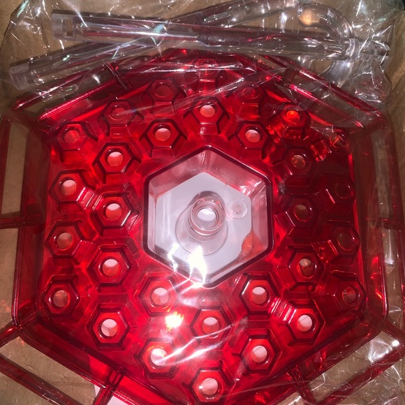 Hummingbird Feeder - Picture 7 of 8